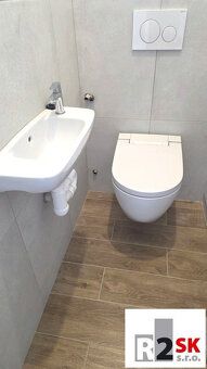 Lokalita : Žilina – centrum, Námestie A. Hlinku Sekcia : pre