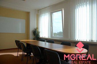 Ponúkame Vám na prenájom kancelária Bratislava-Vajnory, Rybn