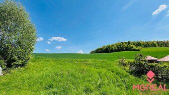 Ponúkame na predaj pekný stavebný pozemok o výmere 1052 m², 