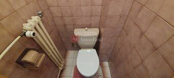 AstonReal ponúka na predaj 5 izbový, 2 podlažný, podpivničen