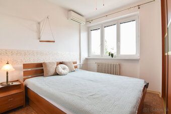3D obhliadka: https://livetour.istaging.com/814fdb95-7efc-4d