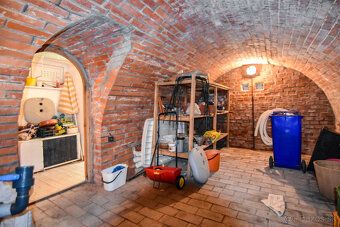 3D obhliadka: https://livetour.istaging.com/814fdb95-7efc-4d
