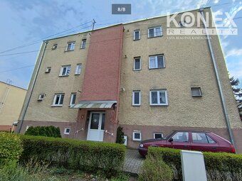 ID:3781
Ponúkame na predaj príjemný 3-izbový byt v meste Seč