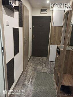 ID:3802
Ponúkame na predaj priestranný 3-izbový byt v obci P