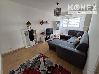 ID:3879 Ponúkame na predaj krásny rodinný dom v radovej zást