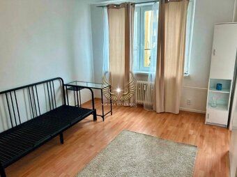 Ponúkame na prenájom 1-izbový byt nachádzajúci sa v mestskej
