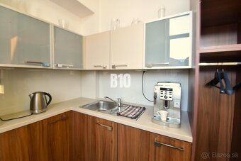 B10 Vám ponúka na prenájom kancelárie v centre mesta Žilina.