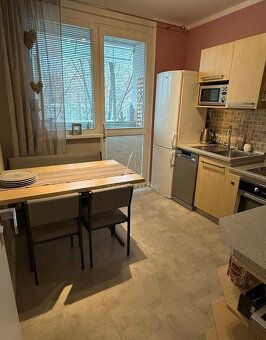 Typ: 3-izbový byt Ulica: Švabinského Obec: Bratislava-Petrža