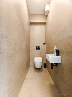 Ponúkame na prenájom jedinečný, architektom navrhnutý 3-izbo