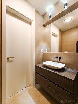 Ponúkame na prenájom jedinečný, architektom navrhnutý 3-izbo