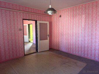 Rodinný dom s veľkým pozemkom 959 m² – Kalinkovo, len pár mi