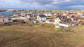 Realitná kancelária VIDA REAL ponúka na predaj stavebný poze