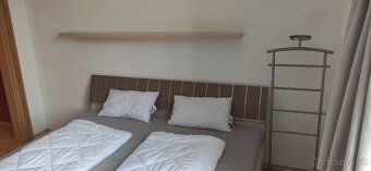 Hľadáte príjemné bývanie na Vlčincoch? Ponúkam 2-izbový byt 