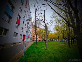 2 izbový ESTÓNSKA - 50 m2 - BRATISLAVA - voľný !!...........