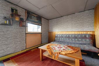 Rozľahlá záhrada s domčekom (2169 m²) – Kráľovský Chlmec
Pon