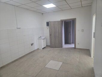 Ponúkame na prenájom komerčné/prevádzkové priestory v obci B