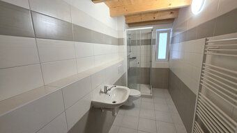 Lokalita : Žilina - Bytčická Sekcia : prenájom Druh : byt Po