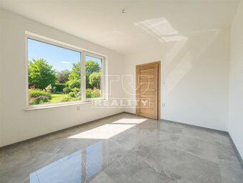 TUreality ponúka na predaj moderný 4-izbový bungalov v štádi