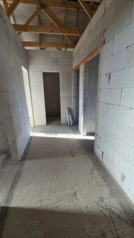 Ponúkame exkluzívne na predaj novostavbu rodinného domu v ob