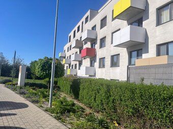 Hľadáte moderné bývanie s pokojnou atmosférou a krásnym výhľ