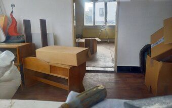 - starší rodinný dom - veľký pozemok 1182 m2 - výborná lokal