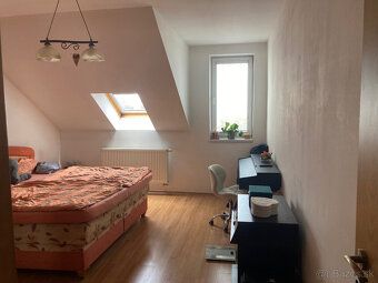 Ponúkam na predaj dvojgeneračný atypický byt priamo v centre