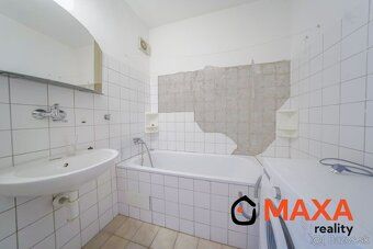Investičná príležitosť v Prievidzi – 2-izbový byt s potenciá