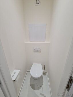 Ponúkame na dlhodobý prenájom moderný 2-izbový byt v obľúben