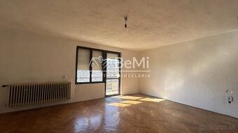 011-112-SASO
Na predaj rodinný dom v obci Veľký Blh, v časti