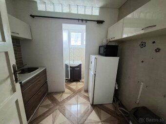 💥 NA PRENÁJOM 💥 👉 1 izbový byt ( 29m2 ) ul. Českoslov. armád