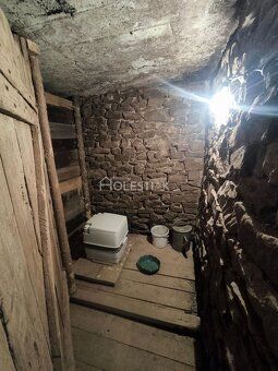 HOLESTIAK.sk reality vám ponúka exkluzívne na predaj v obci 