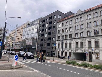 Ponúkame na prenájom 2 ks garážové státia v podzemnej garáži