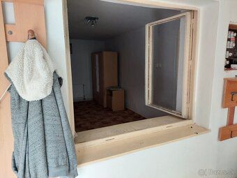 Na predaj 4 izbový rodinný dom na 9 árovom pozemku v obci Ve