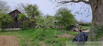 Ponúkame na predaj vidiecky dom v zachovalom pôvodnom stave,