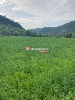 F004-14-MIBA
POZEMOK HRONSKÁ DÚBRAVA – 2 760 m²
Rovný, slneč