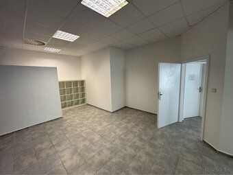 Realitná kancelária KNB - Komerčné Nehnuteľnosti Bratislava 