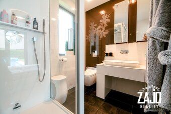 Ponúkame vám vo výhradnom zastúpení klienta luxusný 5 izbový