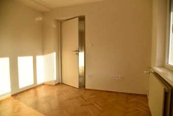 Typ: 3-izbový byt Ulica: Družstevná Obec: Rimavská Sobota
Pr