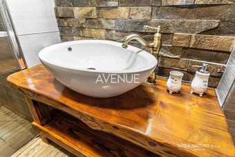 Typ: Hotel - penzión Obec: Dolný Kubín
Spoločnost AVENUE RE,