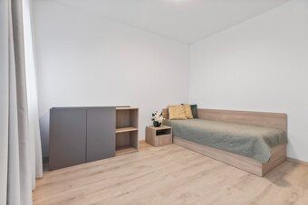 Ponúkame na prenájom svetlý a útulný 3-izbový byt s balkónom