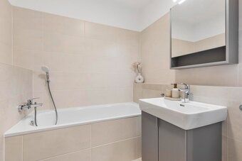 Ponúkame na prenájom svetlý a útulný 3-izbový byt s balkónom