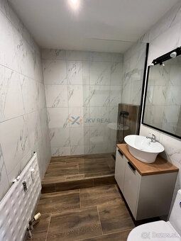 Typ: 1-izbový byt Ulica: Družstevná Obec: Komárno
Ponúkame n