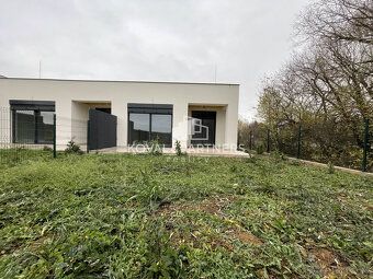Typ: Rodinný dom Ulica: Klasov Obec: Klasov
🏡 Na predaj: Štý