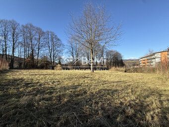 Typ: Pozemky - bývanie Ulica: Pod Papierňou Obec: Bardejov
M