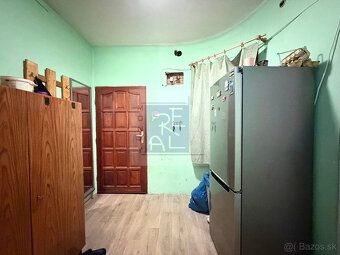 Ponúkam na predaj 2 izbový byt na Krátkej ulici v Nitre - ča