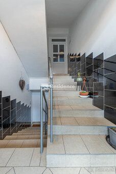 Realitná kancelária Residence vám ponúka na predaj veľkometr