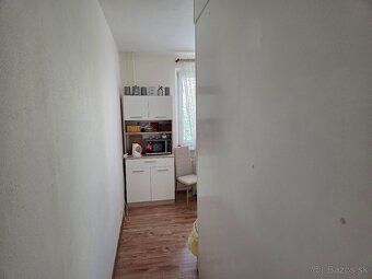 Priestranný a svetlý trojizbový byt o celkovej výmere 71,9 m