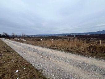 Ponúkam na predaj rekreačný pozemok v tichej a vyhľadávanej 