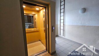 Realitná kancelária Pekné reality Vám ponúka na krátkodobý p