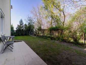 Moderný 2 izbový byt s vlastným dvorom a parkovaním -Dunajsk